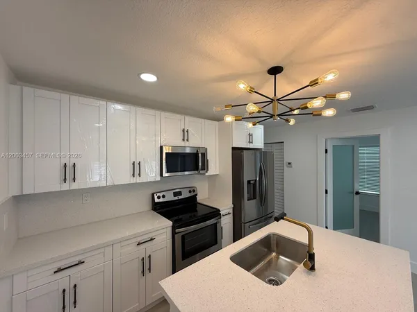 $2,500 | 5158 Northwest 19th Avenue, Unit A, Miami, FL 33142