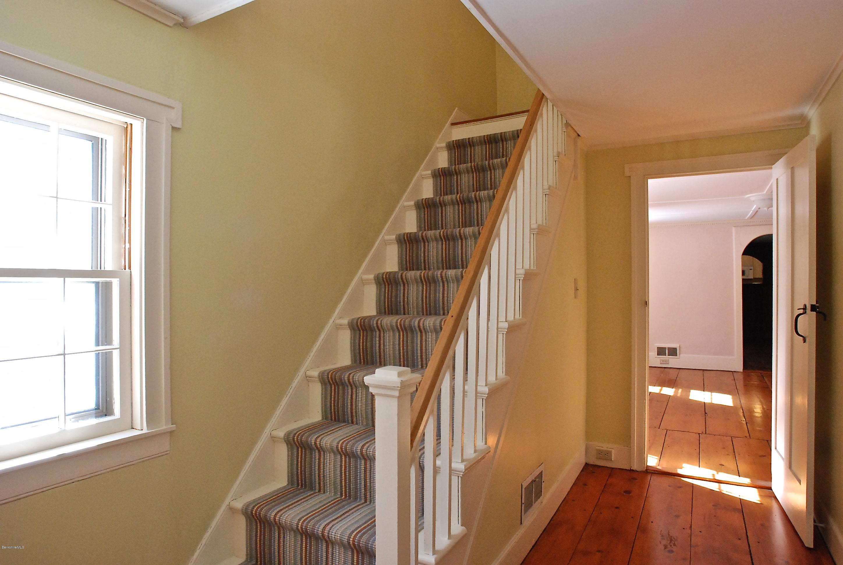 104 Ashley Falls Road Sheffield, MA 01257 - Photo 3 of 34 FRONT FOYER