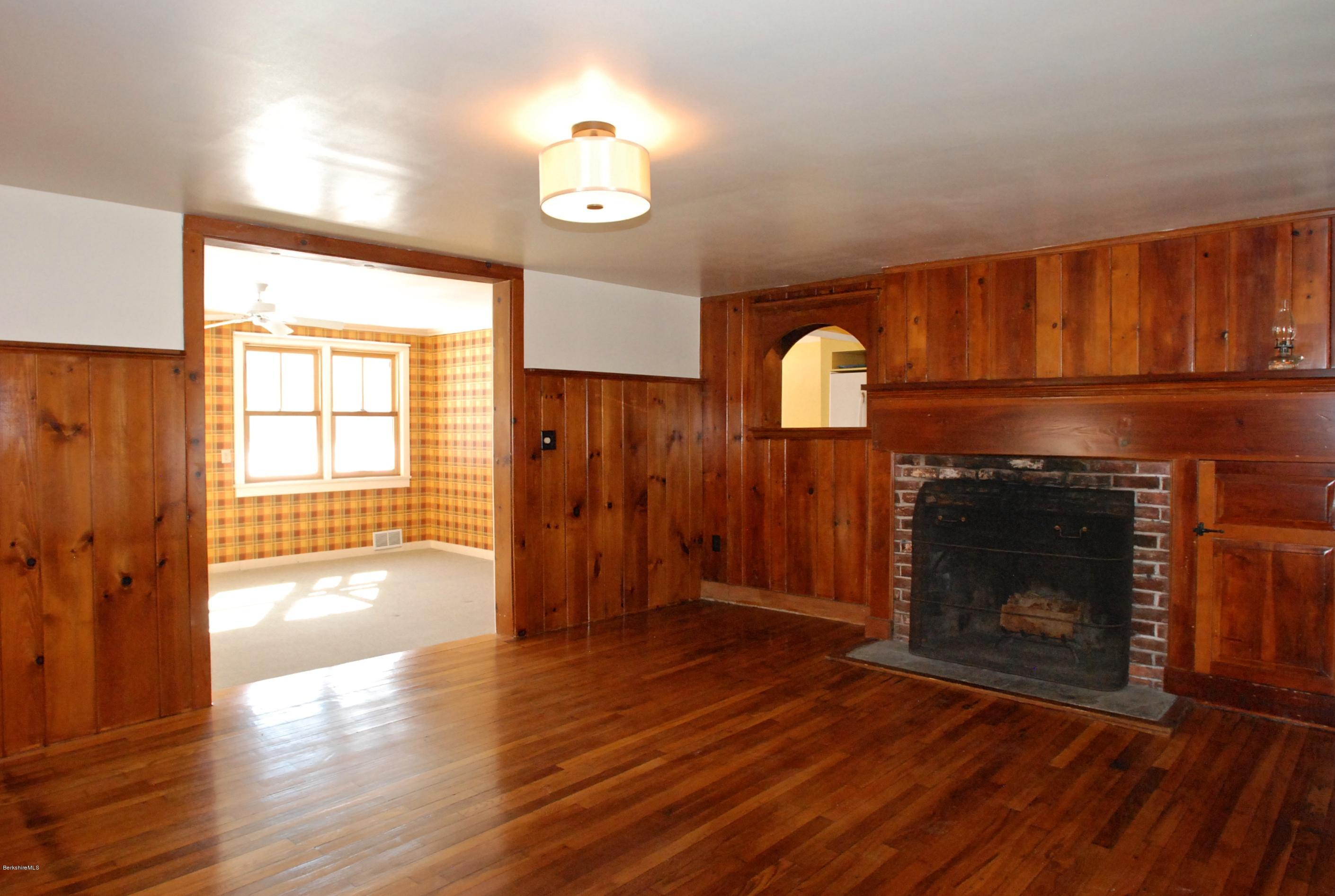 104 Ashley Falls Road Sheffield, MA 01257 - Photo 6 of 34 DINING ROOM WITH FAMILY ROOM