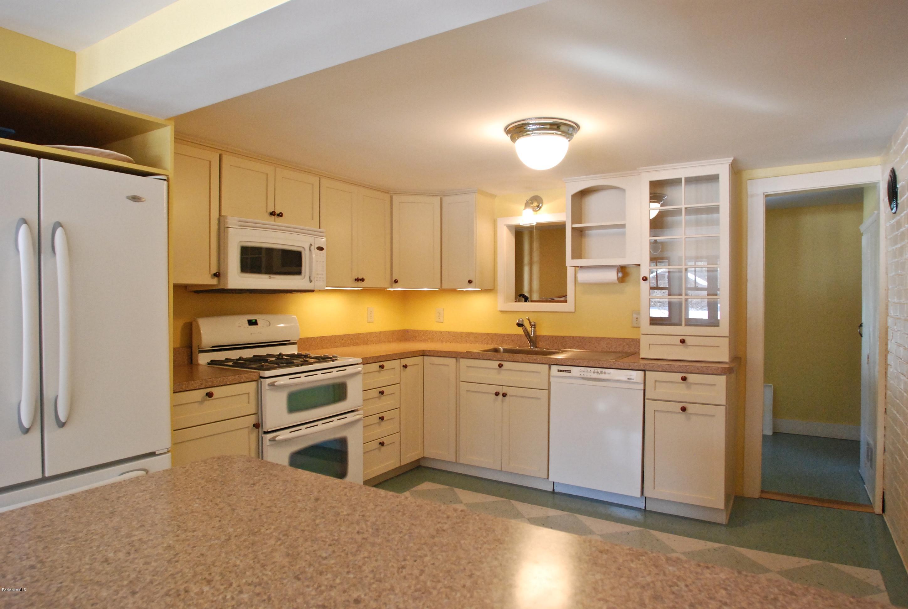 104 Ashley Falls Road Sheffield, MA 01257 - Photo 10 of 34 KITCHEN