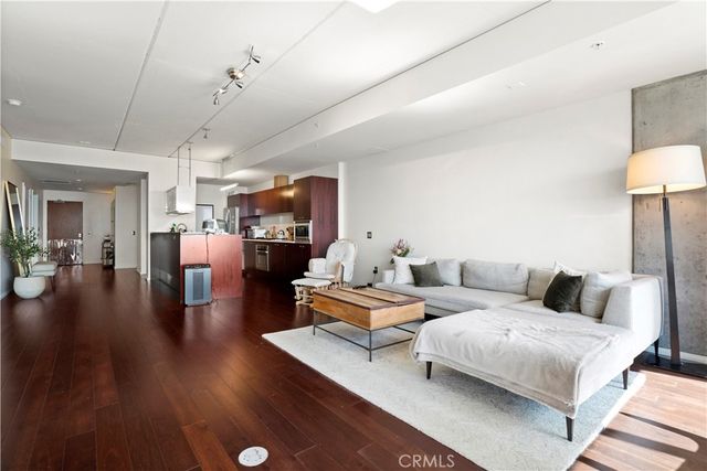 $1,325,000 | 1155 South Grand Avenue, Unit 1903, Los Angeles, CA 90015