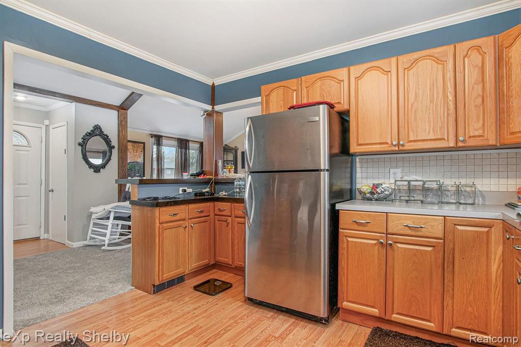 1909 Grace Avenue Rochester Hills, MI 48309 - Photo 10 of 25