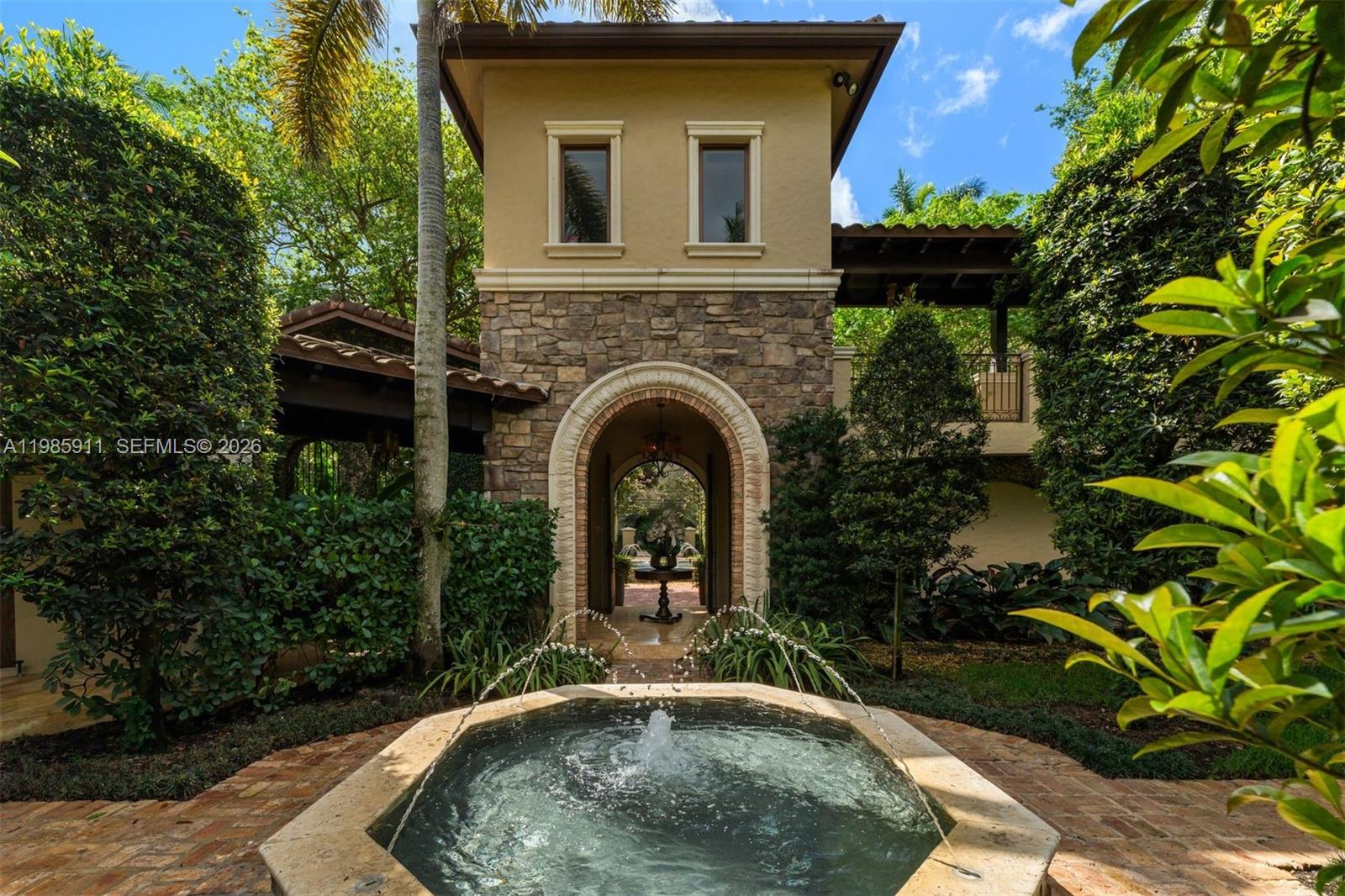 6201 Southwest 96th Street Pinecrest, FL 33156 - Photo 16 of 34
