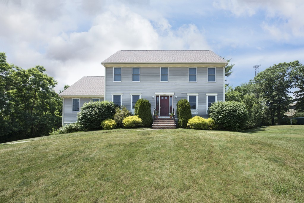 5 Long View Way Georgetown, MA 01833 - Photo 3 of 30 Gallery Image 3