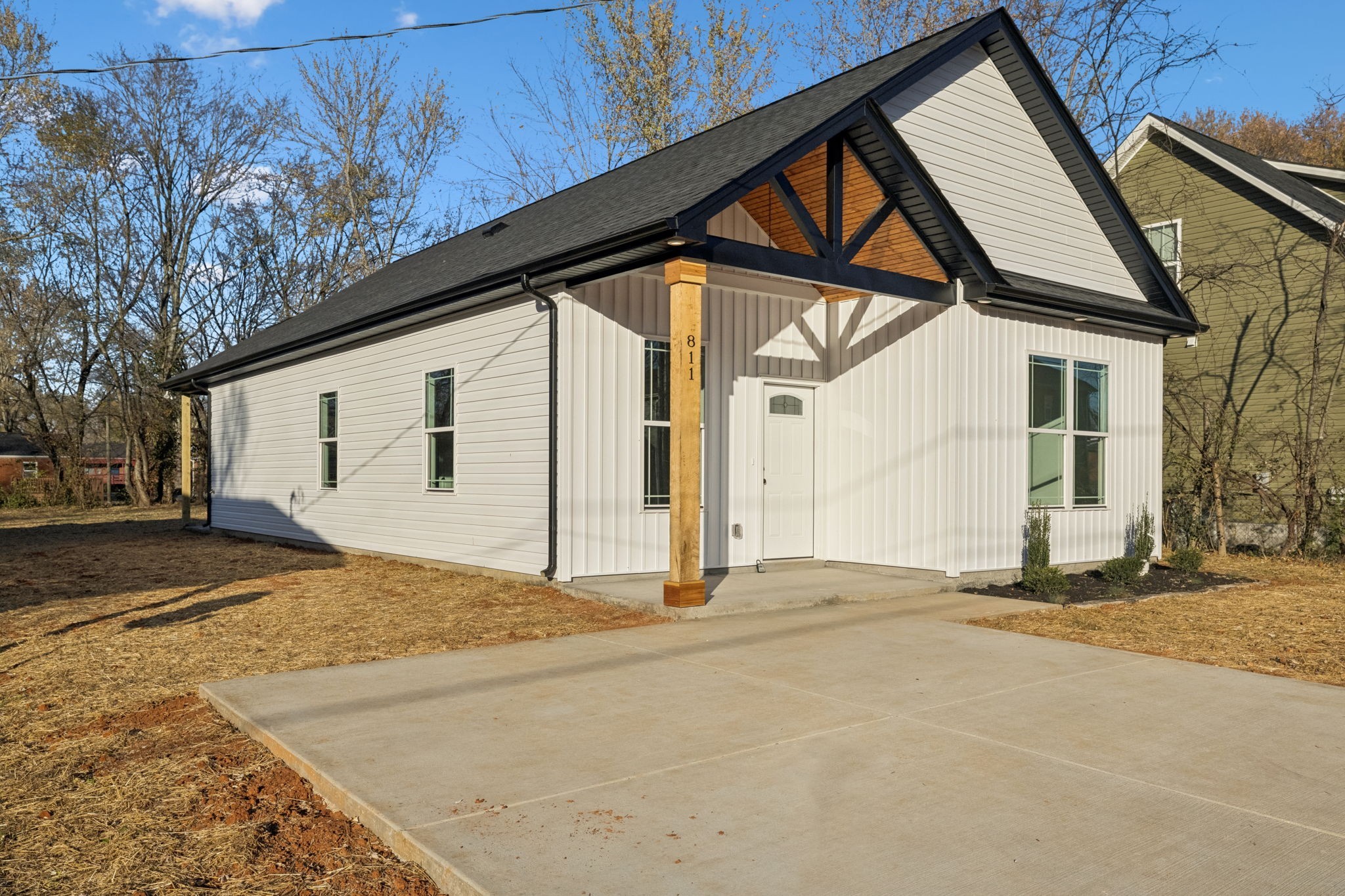 1511 Cheatham Street Springfield, TN 37172 - Photo 3 of 24 a view of a house with a street