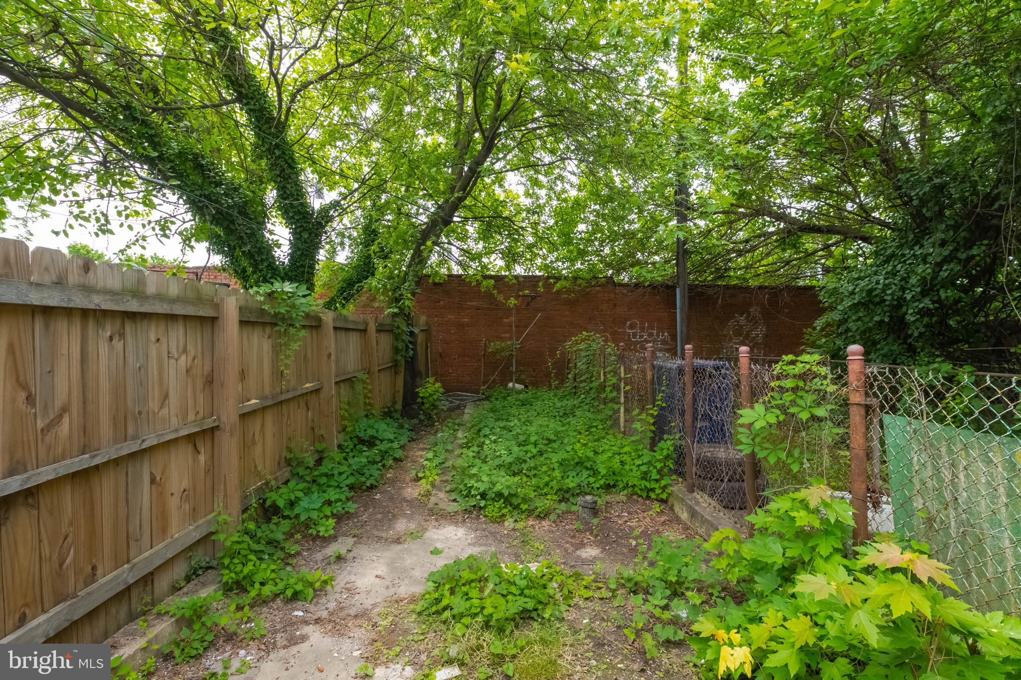 1839 Ramsay Street Baltimore, MD 21223 - Photo 19 of 22 a view of a backyard