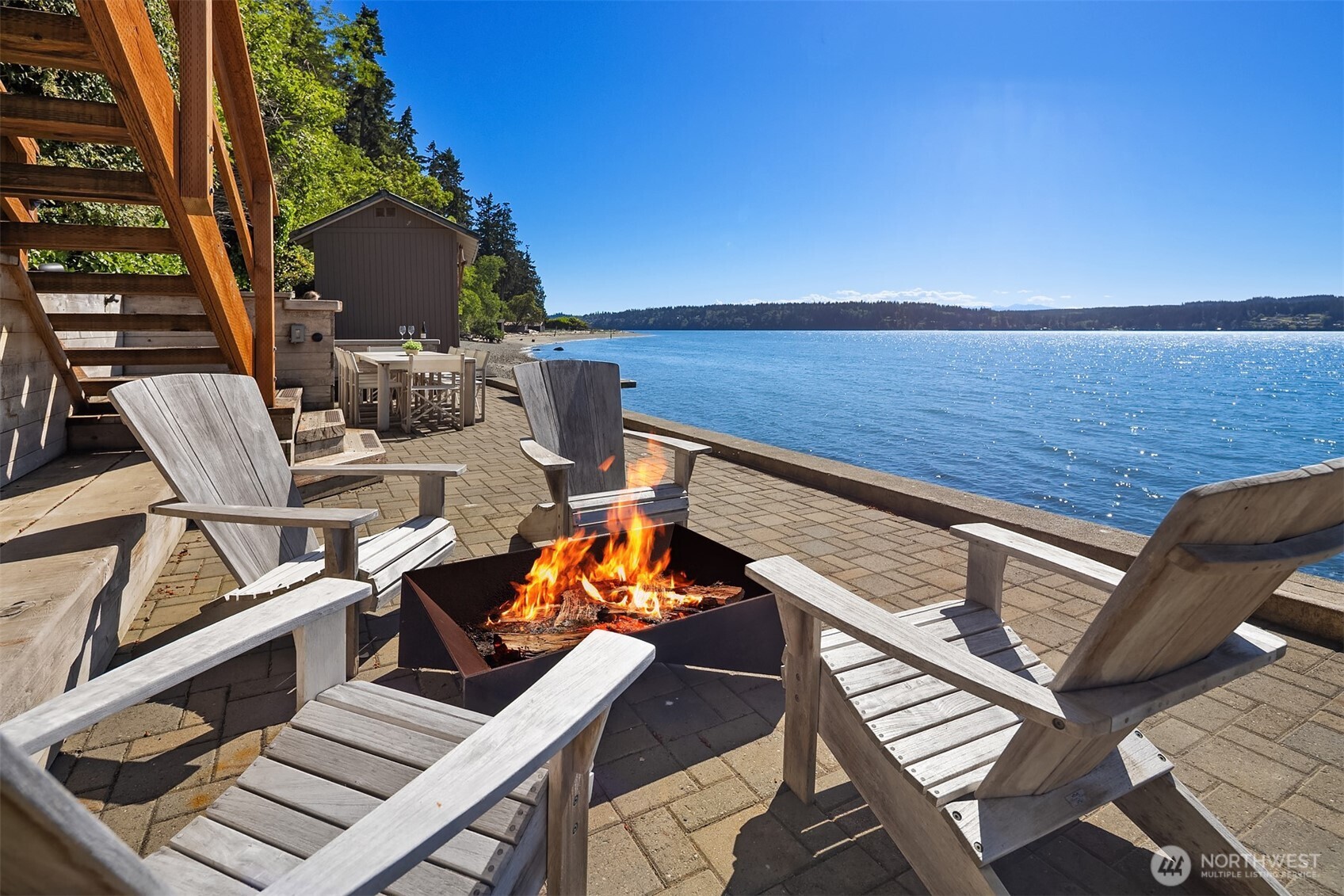 4174 Beach Drive Freeland, WA 98249 - Photo 33 of 38