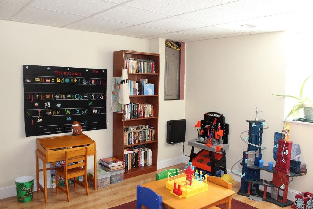 33 Anchorage Road Franklin, MA 02038 - Photo 15 of 21 Gallery Image 15