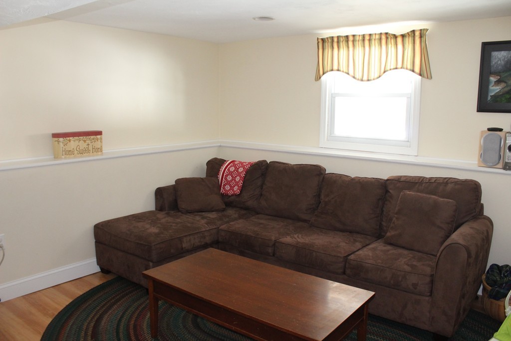 33 Anchorage Road Franklin, MA 02038 - Photo 16 of 21 Gallery Image 16