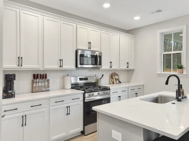 $410,000 | 4012 Windsor Ward Lane, North Charleston, SC 29420