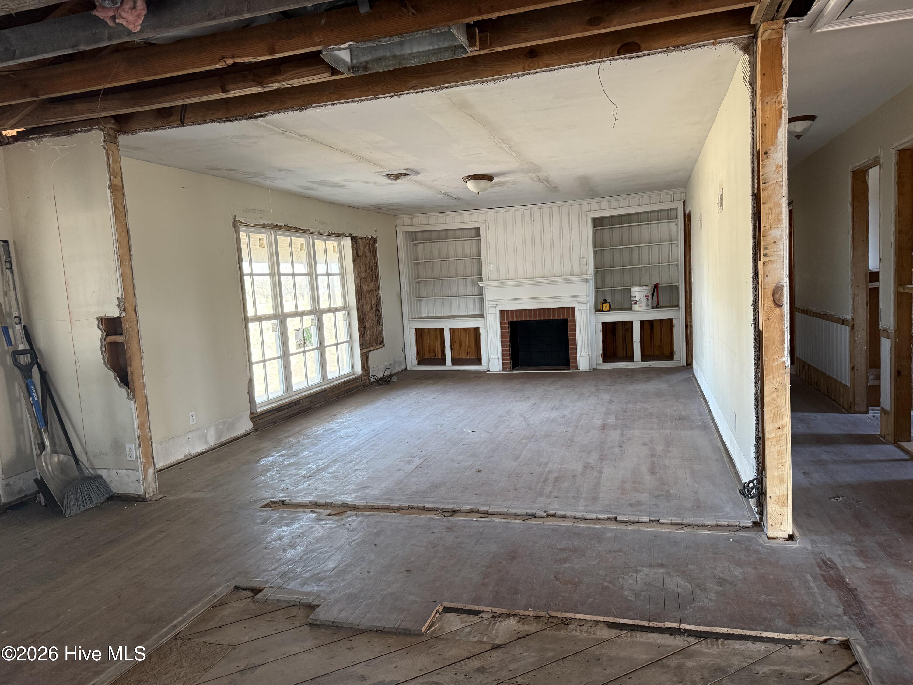 2626 Staton Mill Road Bethel, NC 27812 - Photo 12 of 23 Living room