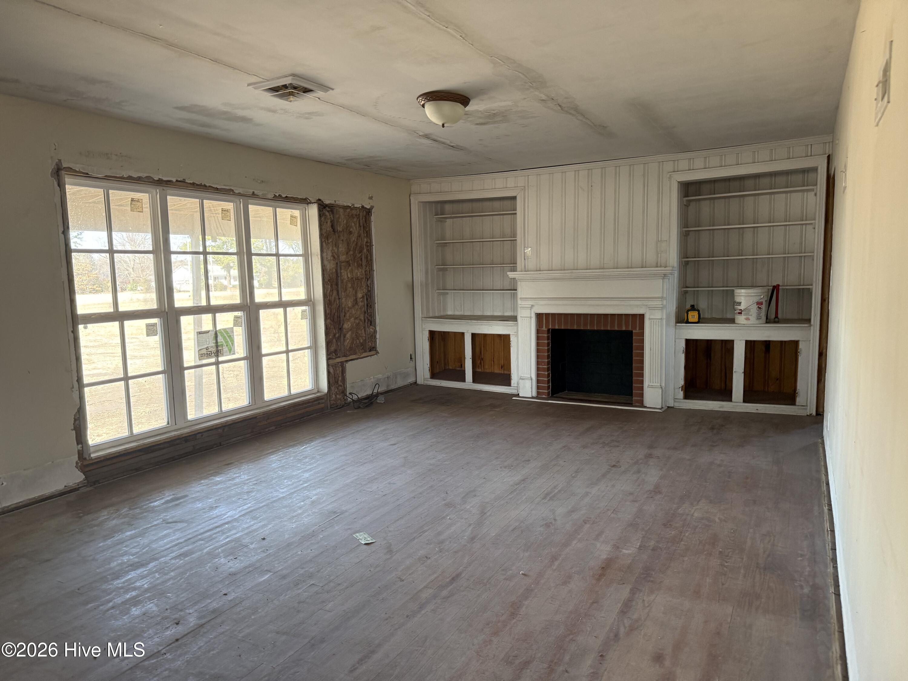 2626 Staton Mill Road Bethel, NC 27812 - Photo 12 of 22 Living room