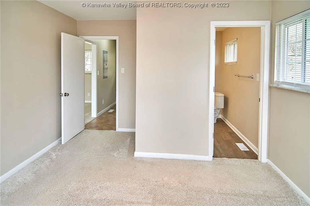 1566 Smith Road Charleston, WV 25314 - Photo 14 of 24 Gallery Image 14