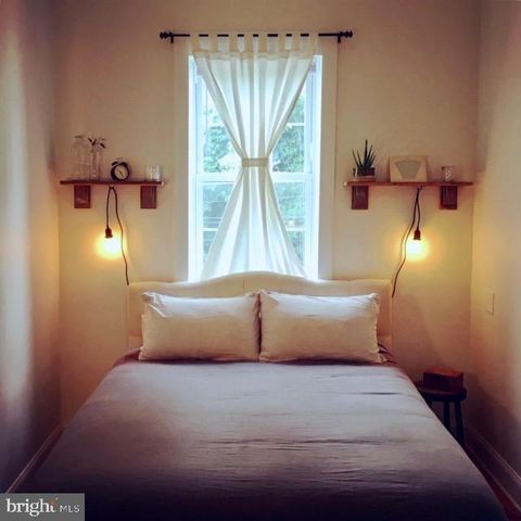 $406,000 | 414 Sepviva Street, Philadelphia, PA 19125