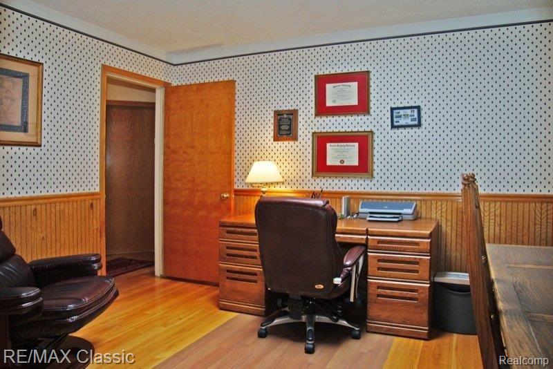 28253 Westerleigh Road Farmington, MI 48334 - Photo 8 of 24 Office