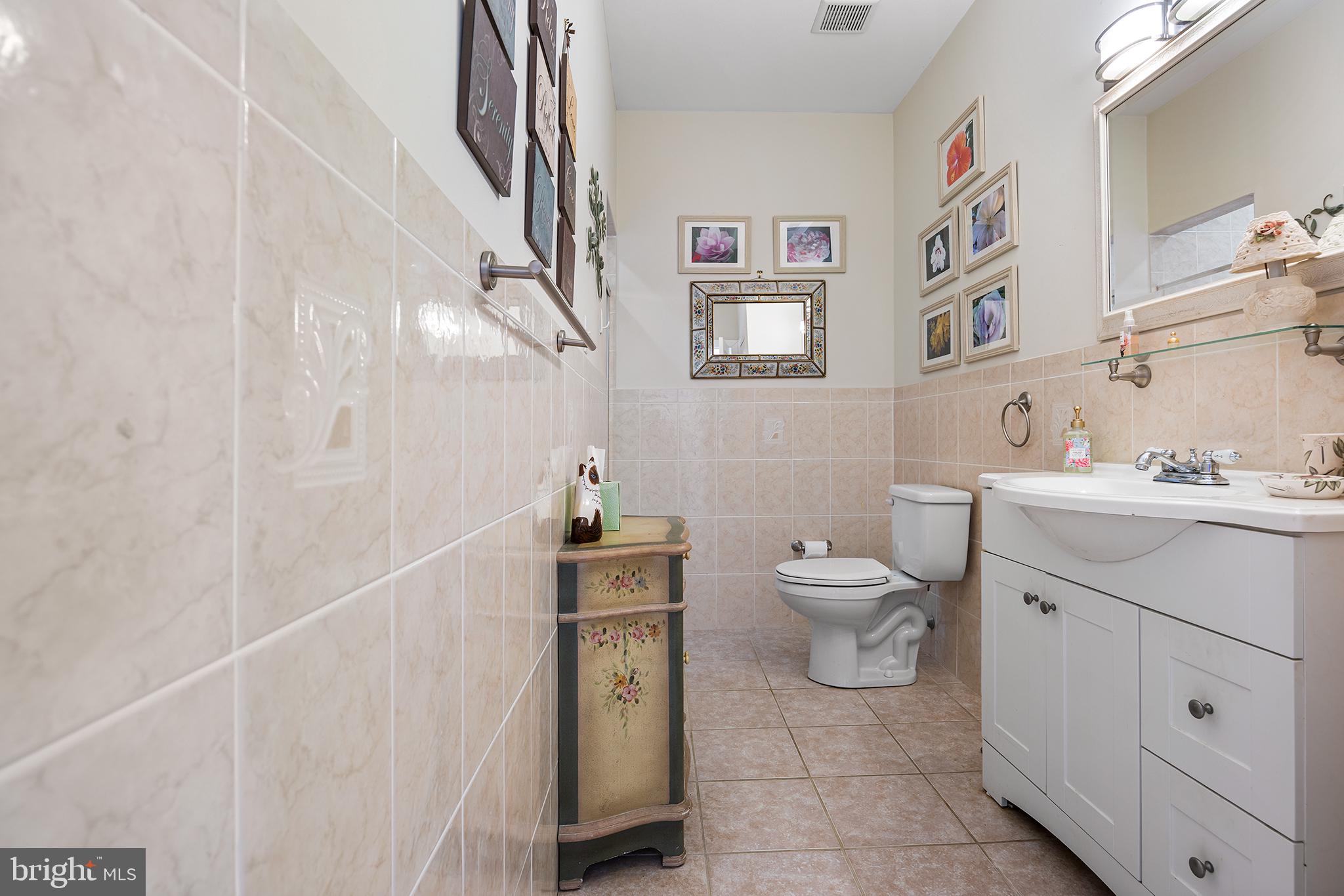 6 Indian Park Road Levittown, PA 19057 - Photo 25 of 32