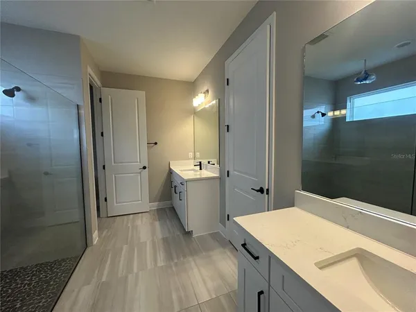 $5,900 | 16905 Sweetwater Village Drive, Bradenton, FL 34211