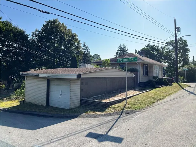 $74,900 | 170 Lincoln Drive, Indianola, PA 15051