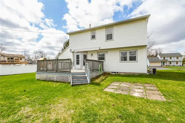 $289,900 | 49 Rogers Drive, Gates, NY 14606