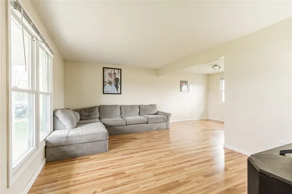 $289,900 | 49 Rogers Drive, Gates, NY 14606