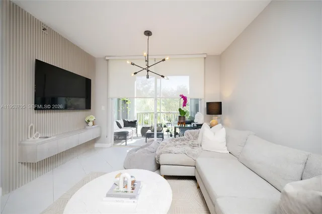 $459,000 | 9725 Northwest 52nd Street, Unit 215, Doral, FL 33178