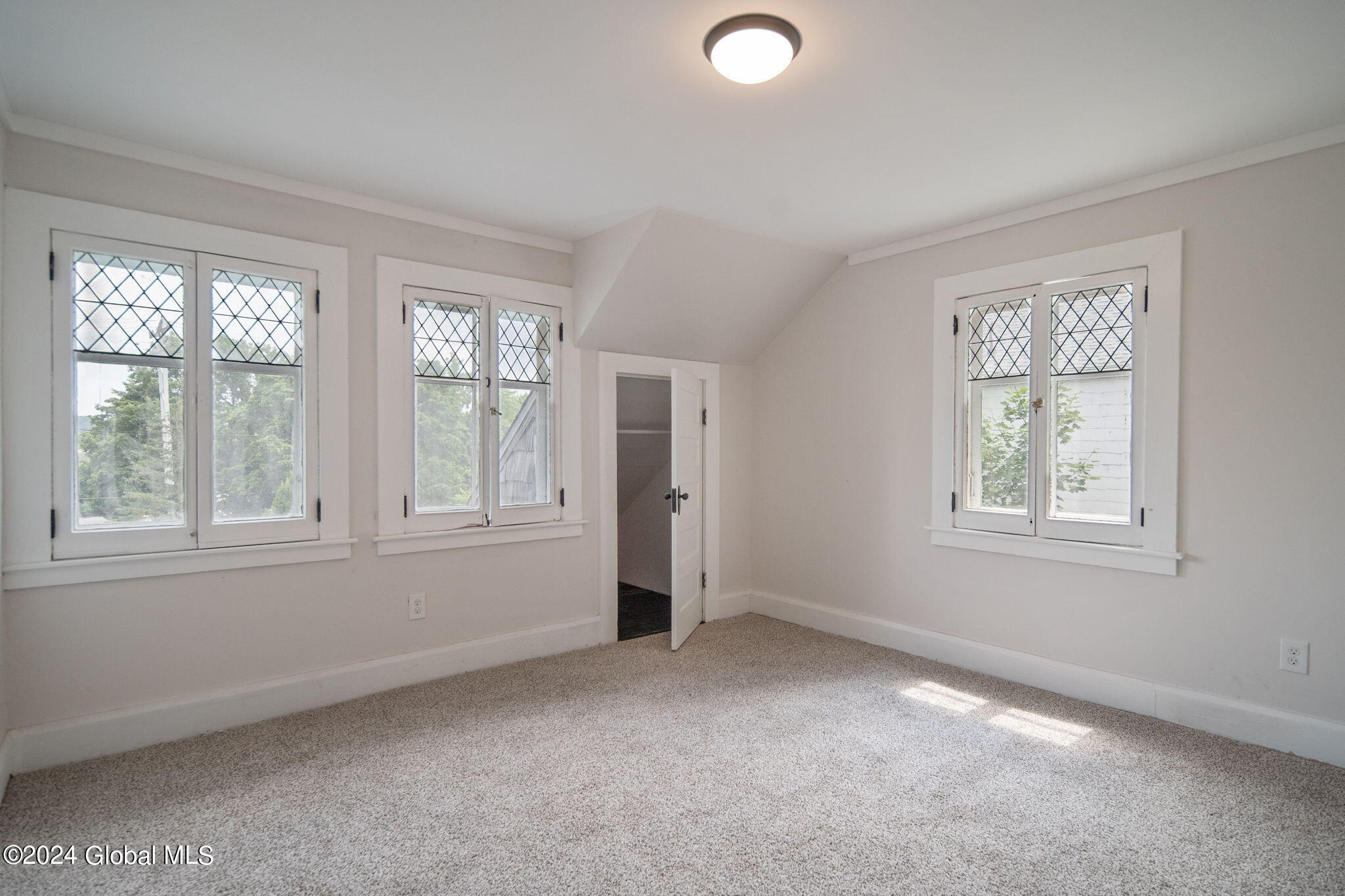 16 Villa Road Menands, NY 12204 - Photo 14 of 25 Interior 13