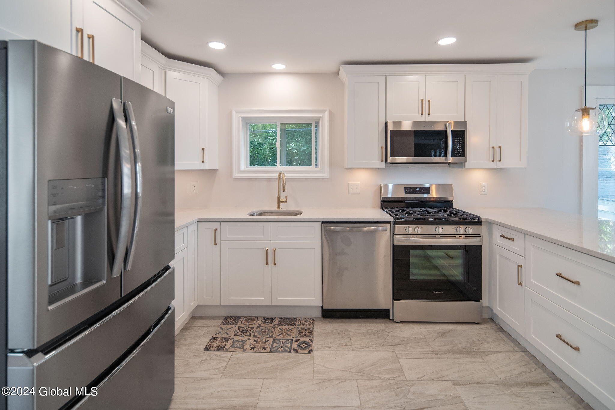 16 Villa Road Menands, NY 12204 - Photo 10 of 25 Interior 09