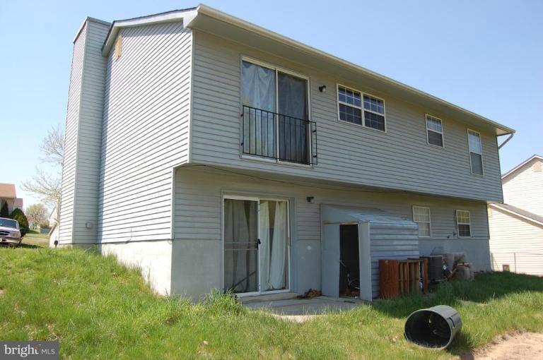 6916 Cherryfield Road Fort Washington, MD 20744 - Photo 2 of 2 Exterior (Rear)