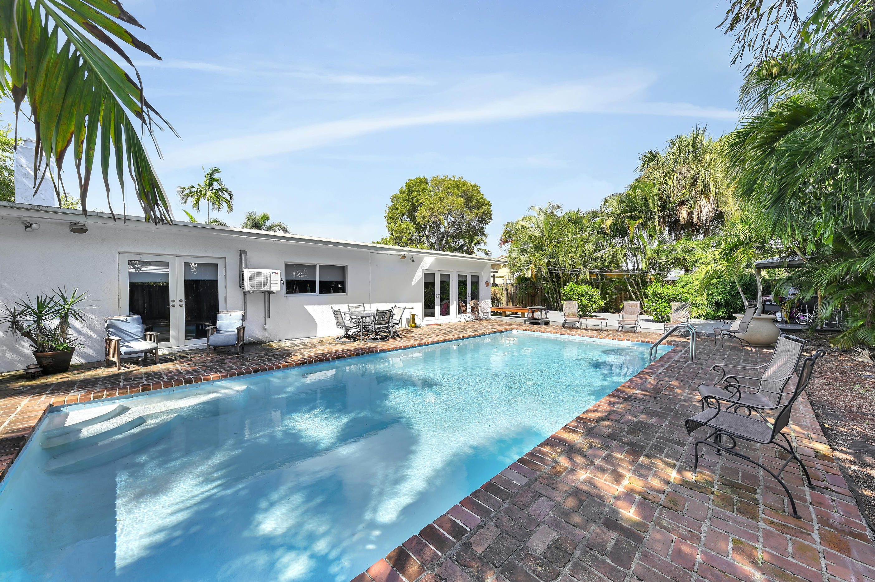 242 Northwest 12th Avenue Boca Raton, FL 33486 - Photo 12 of 13 12