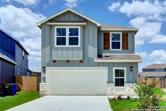 $365,990 | 870 Casetta Trail, New Braunfels, TX 78130