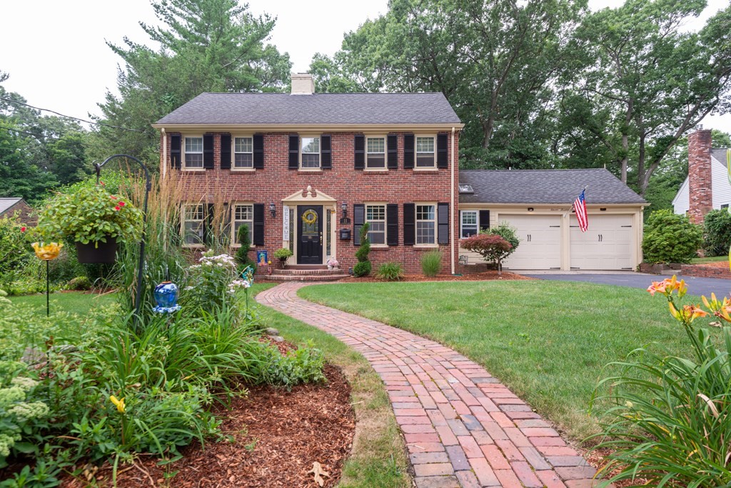 11 Strathmore Road Wakefield, MA 01880 - Photo 1 of 30 Gallery Image 1
