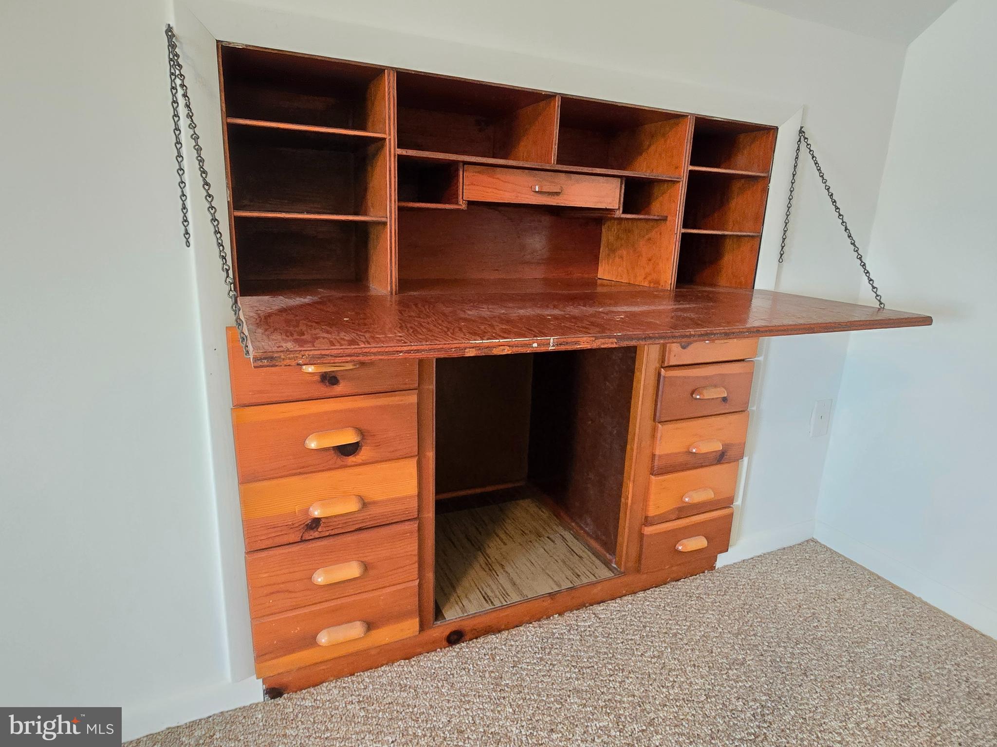 8193 Gumtree Drive Dundalk, MD 21222 - Photo 14 of 26 a view of room with cabinets and window