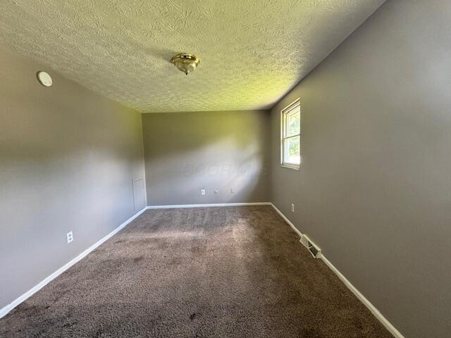 2621 Woodsedge Road Columbus, OH 43224 - Photo 11 of 13