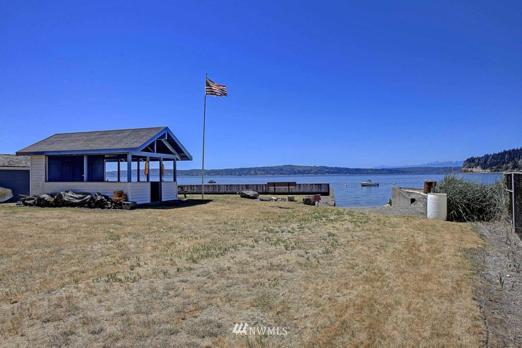 2288 Wagner Road Camano Island, WA 98282 - Photo 15 of 22