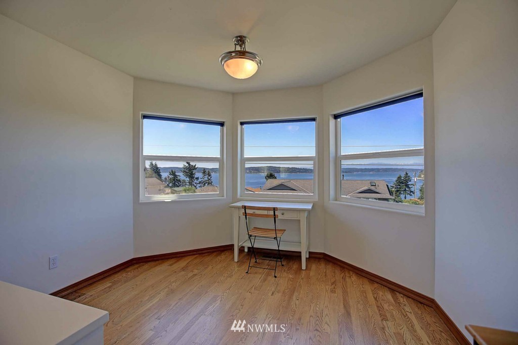 2288 Wagner Road Camano Island, WA 98282 - Photo 6 of 22