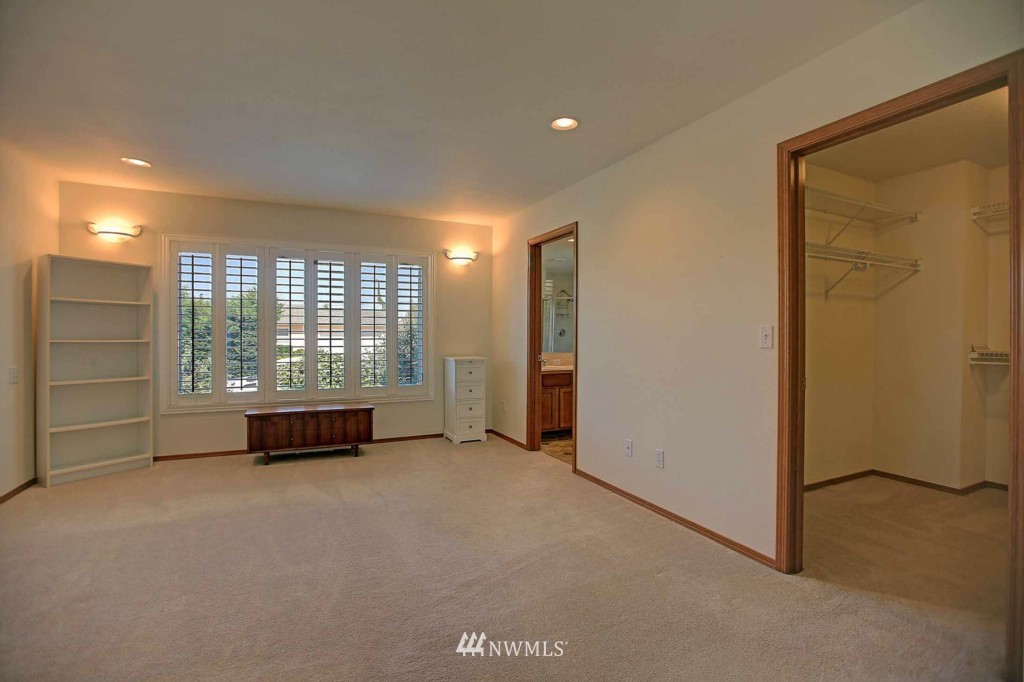 2288 Wagner Road Camano Island, WA 98282 - Photo 8 of 22