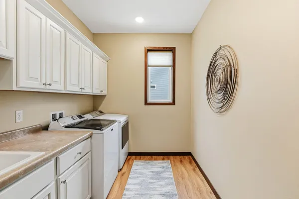 $550,000 | 2075 13th Street Northwest, Faribault, MN 55021