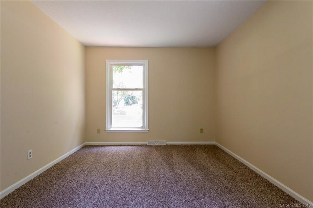 7733 Davis Road Mint Hill, NC 28227 - Photo 10 of 15 Gallery Image 10