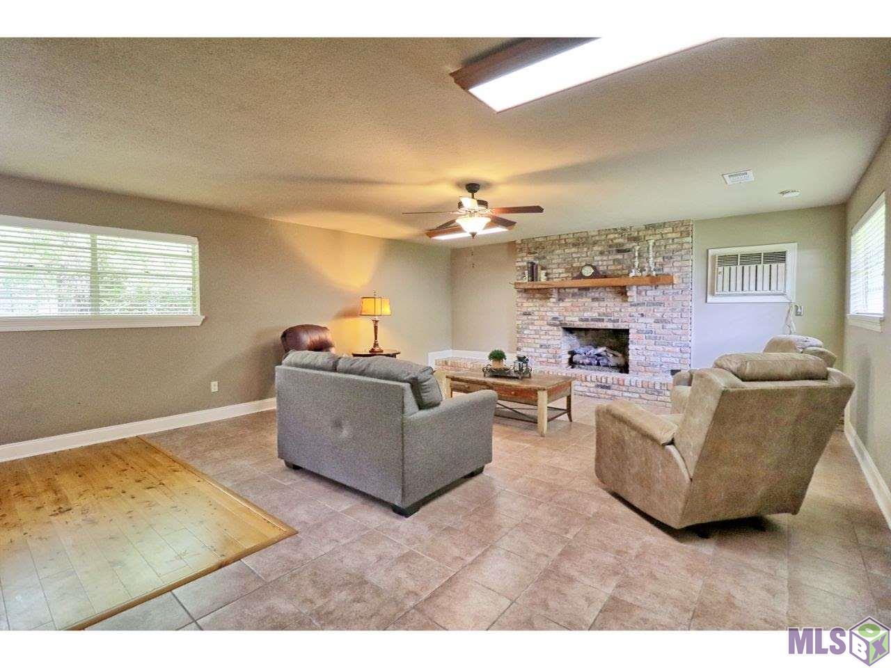 30698 Ranchero Avenue Denham Springs, LA 70726 - Photo 5 of 17 Gallery Image 5