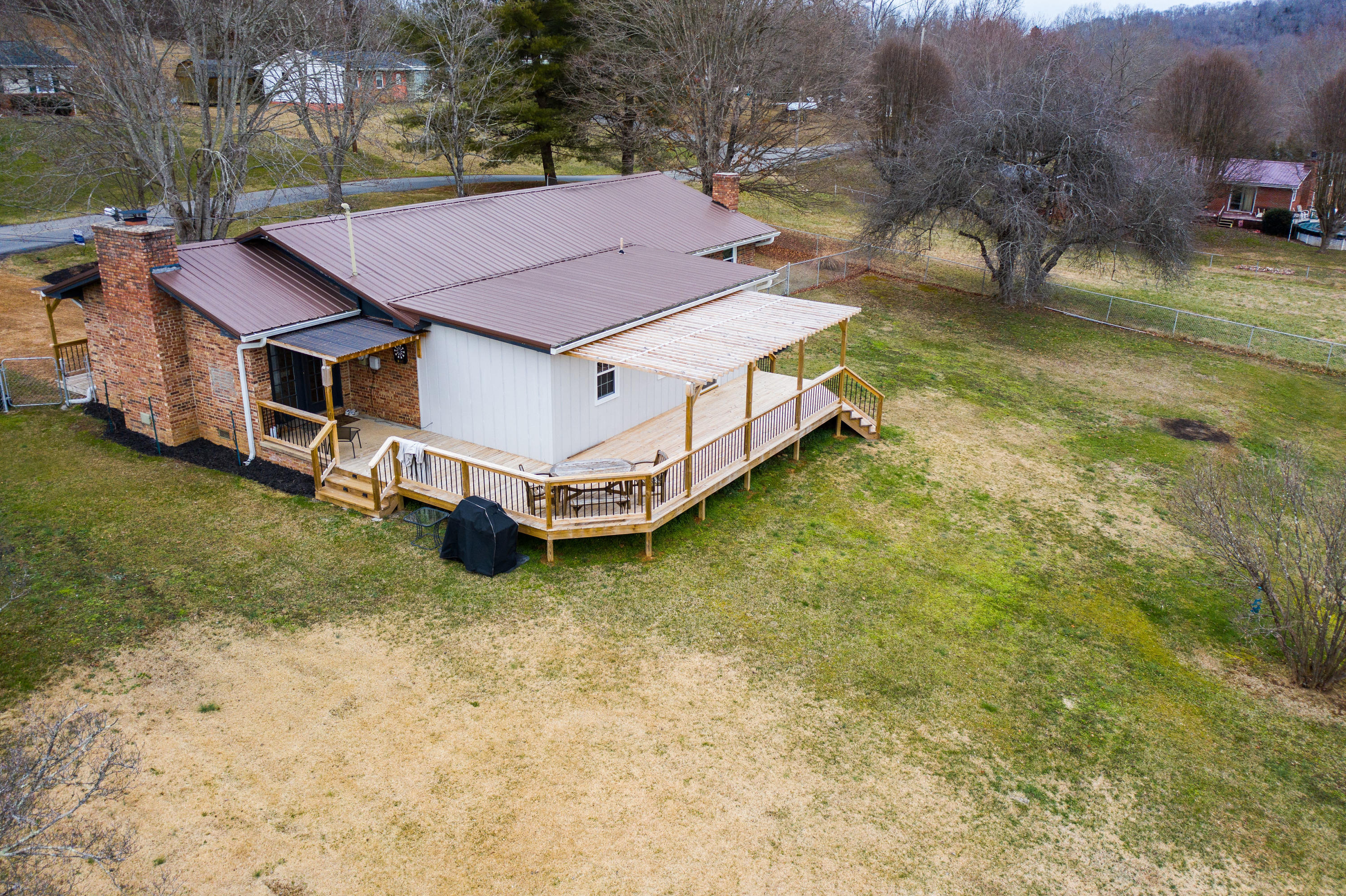 246 Shannon View Road Johnson City, TN 37615 - Photo 3 of 30 DJI_0147