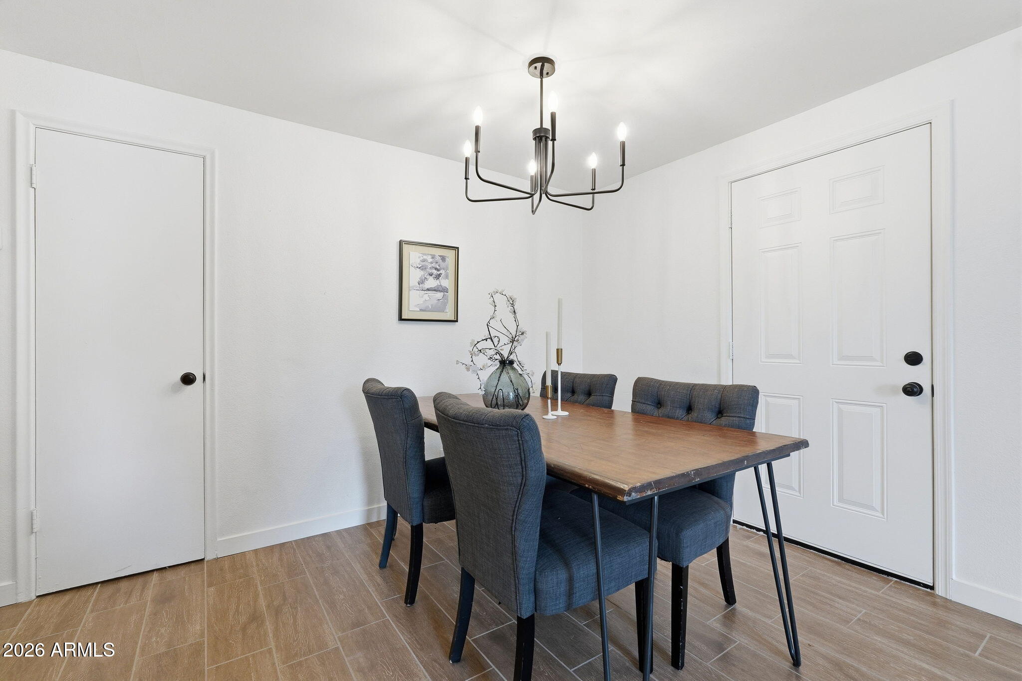 720 East Dobbins Road Phoenix, AZ 85042 - Photo 10 of 34 Dining Area