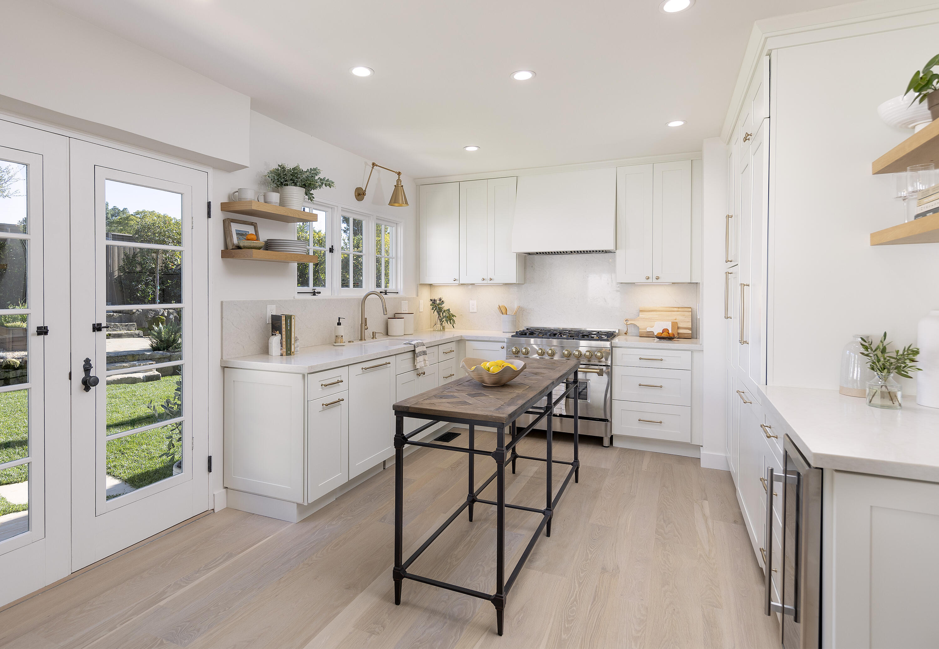 909 Chelham Way Montecito, CA 93108 - Photo 15 of 28