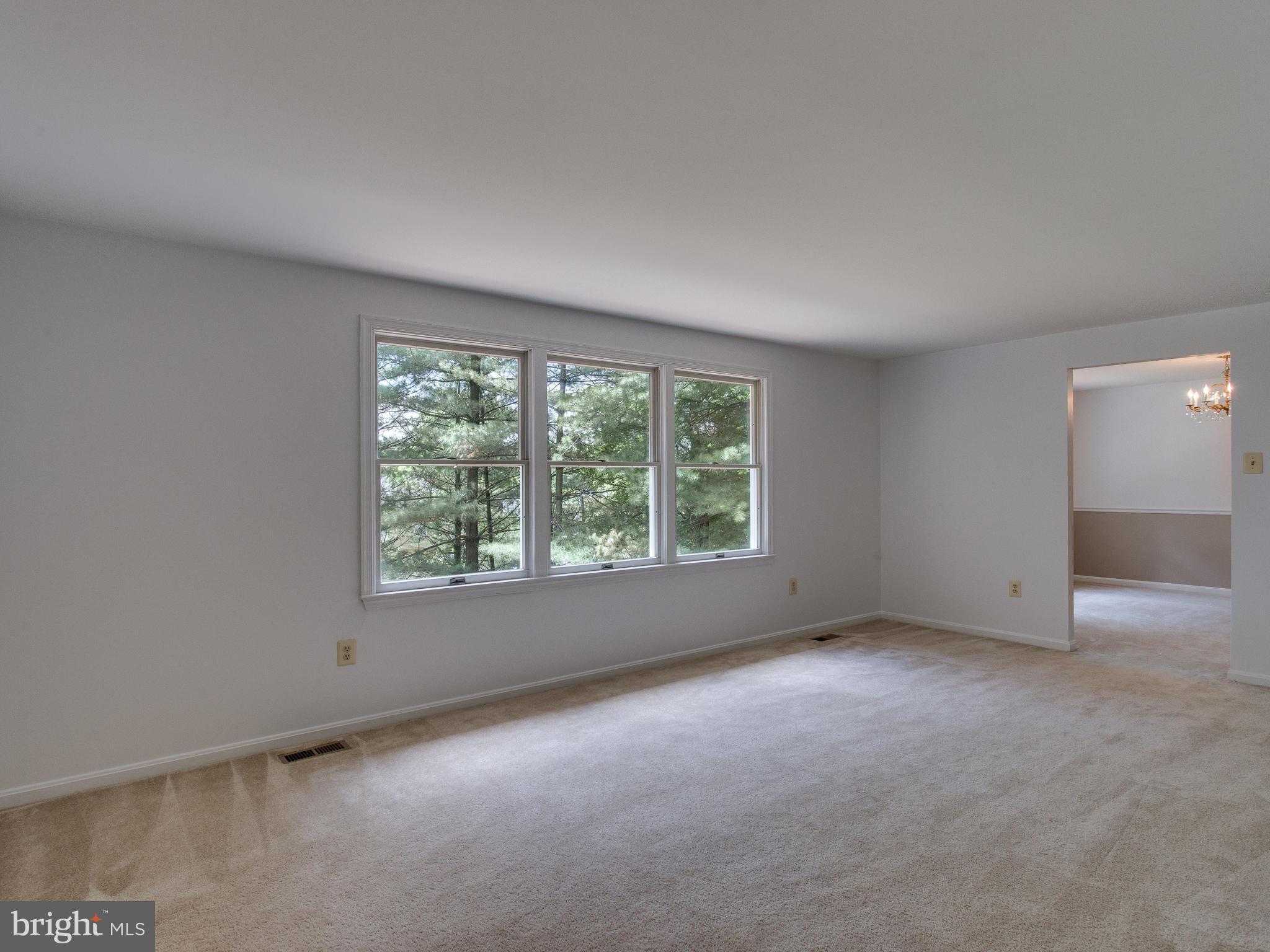 7209 Barry Road Alexandria, VA 22315 - Photo 3 of 30 Living Room