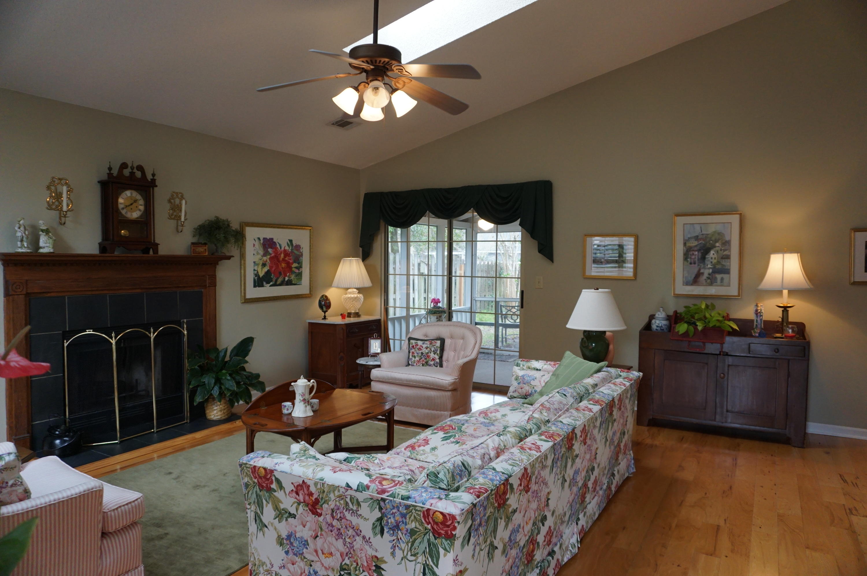 1269 Llewellyn Road Mount Pleasant, SC 29464 - Photo 3 of 32 3