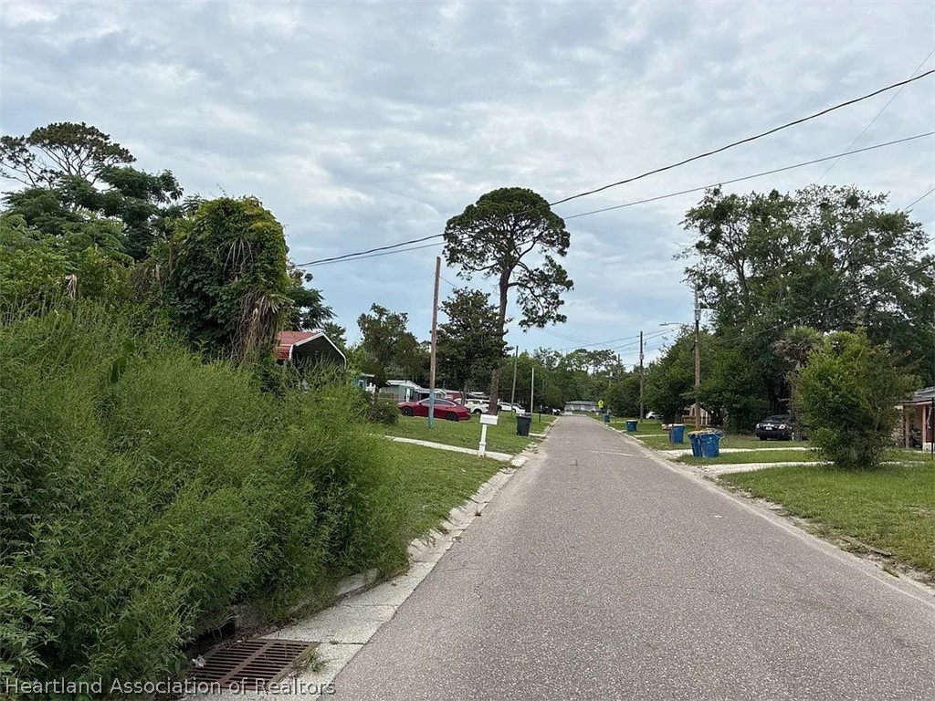 10260 Westmar Road Jacksonville, FL 32218 - Photo 3 of 5
