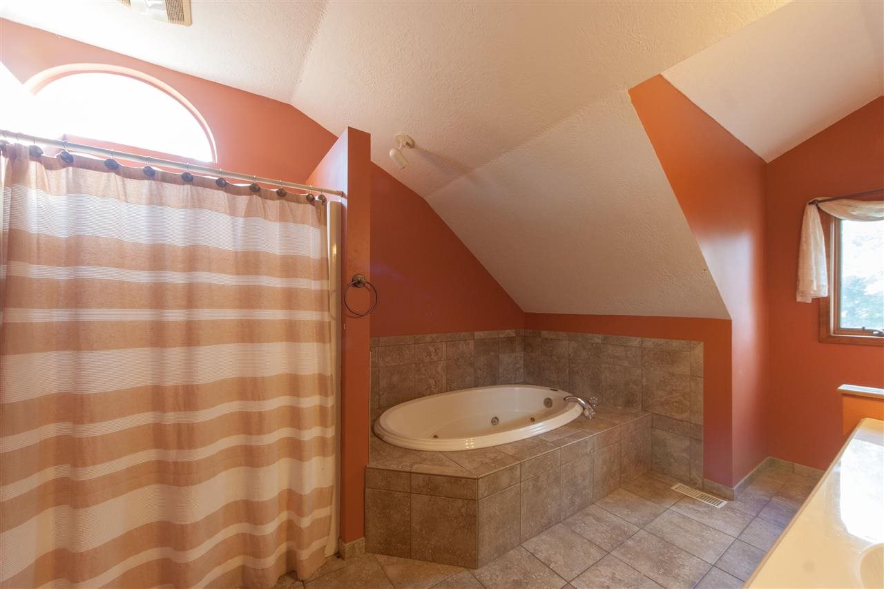 7798 South Strain Ridge Road Bloomington, IN 47401 - Photo 13 of 27 Gallery Image 13
