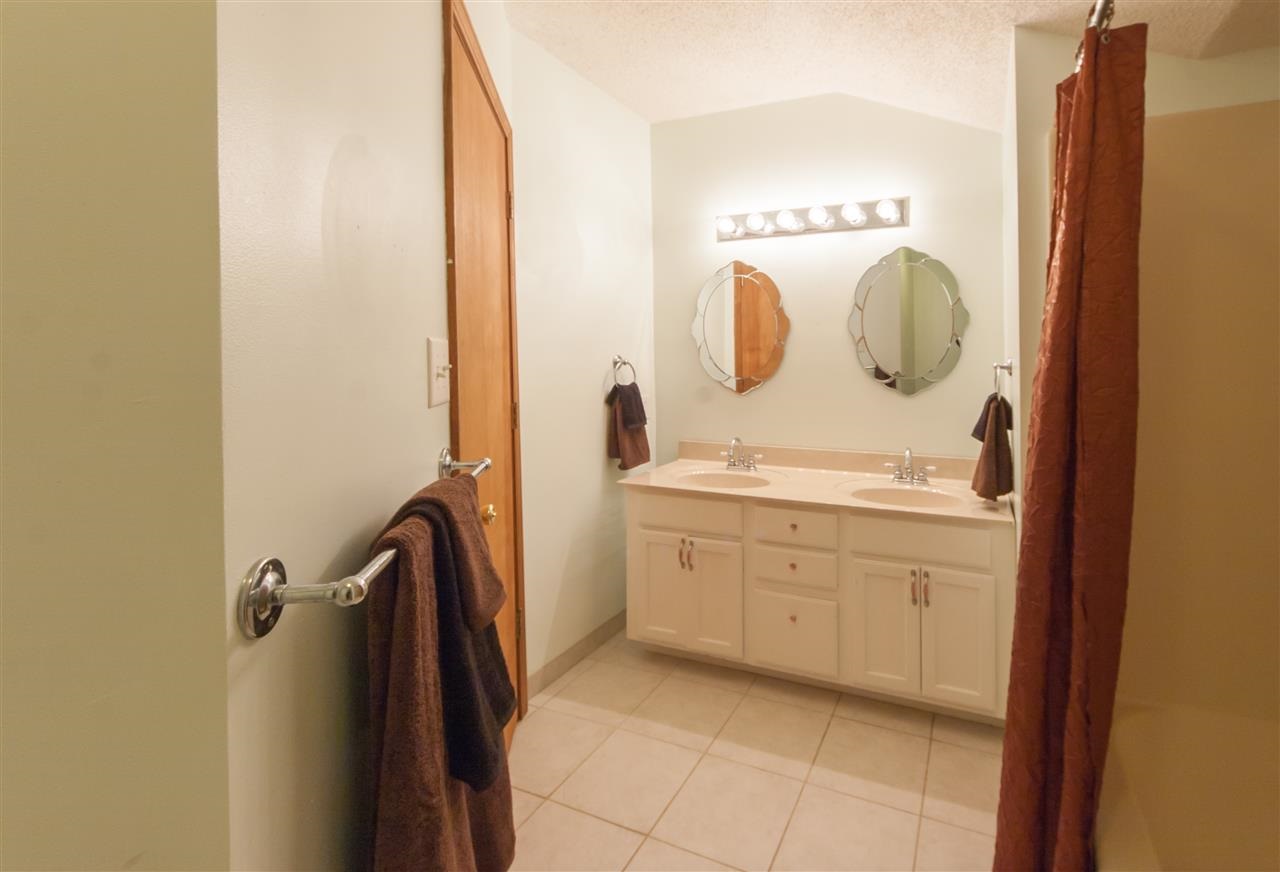 7798 South Strain Ridge Road Bloomington, IN 47401 - Photo 18 of 27 Gallery Image 18