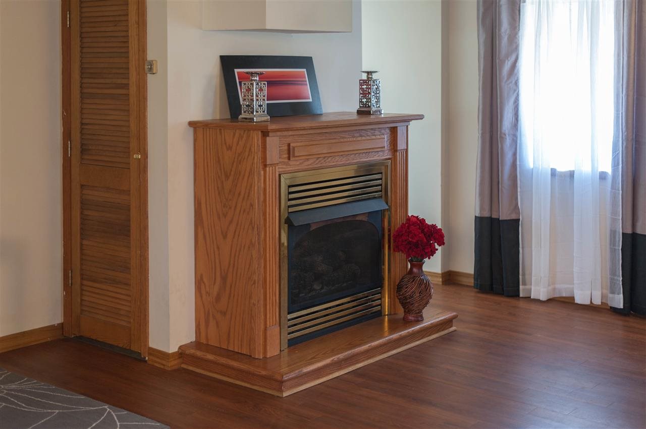 7798 South Strain Ridge Road Bloomington, IN 47401 - Photo 3 of 27 Gallery Image 3