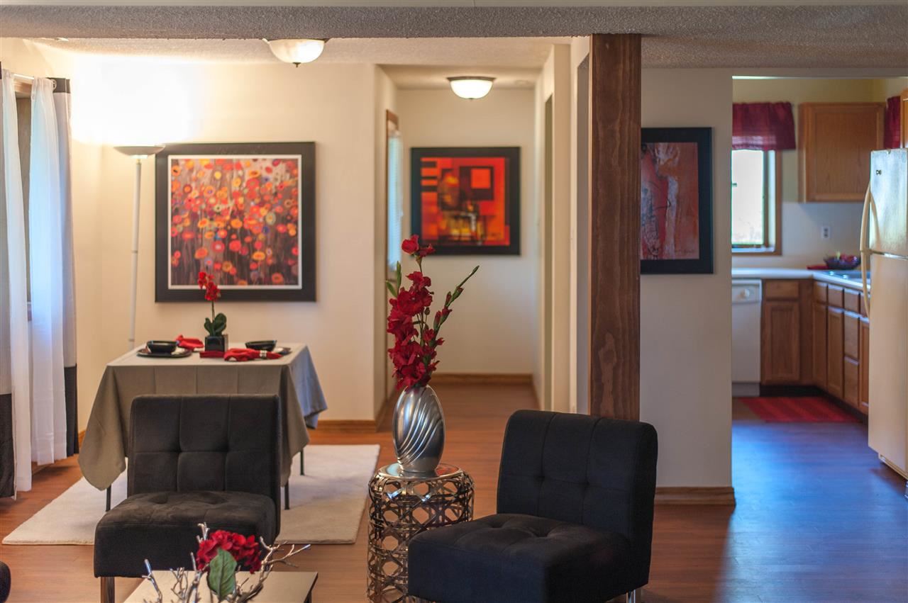 7798 South Strain Ridge Road Bloomington, IN 47401 - Photo 6 of 27 Gallery Image 6