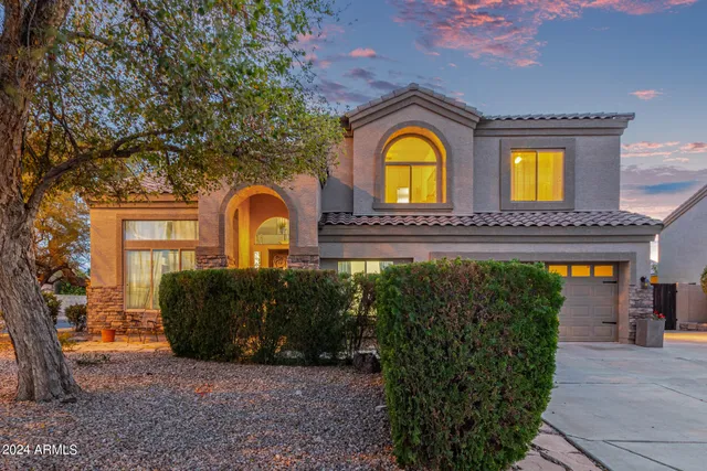 $735,000 | 2861 East Brooks Court, Gilbert, AZ 85296